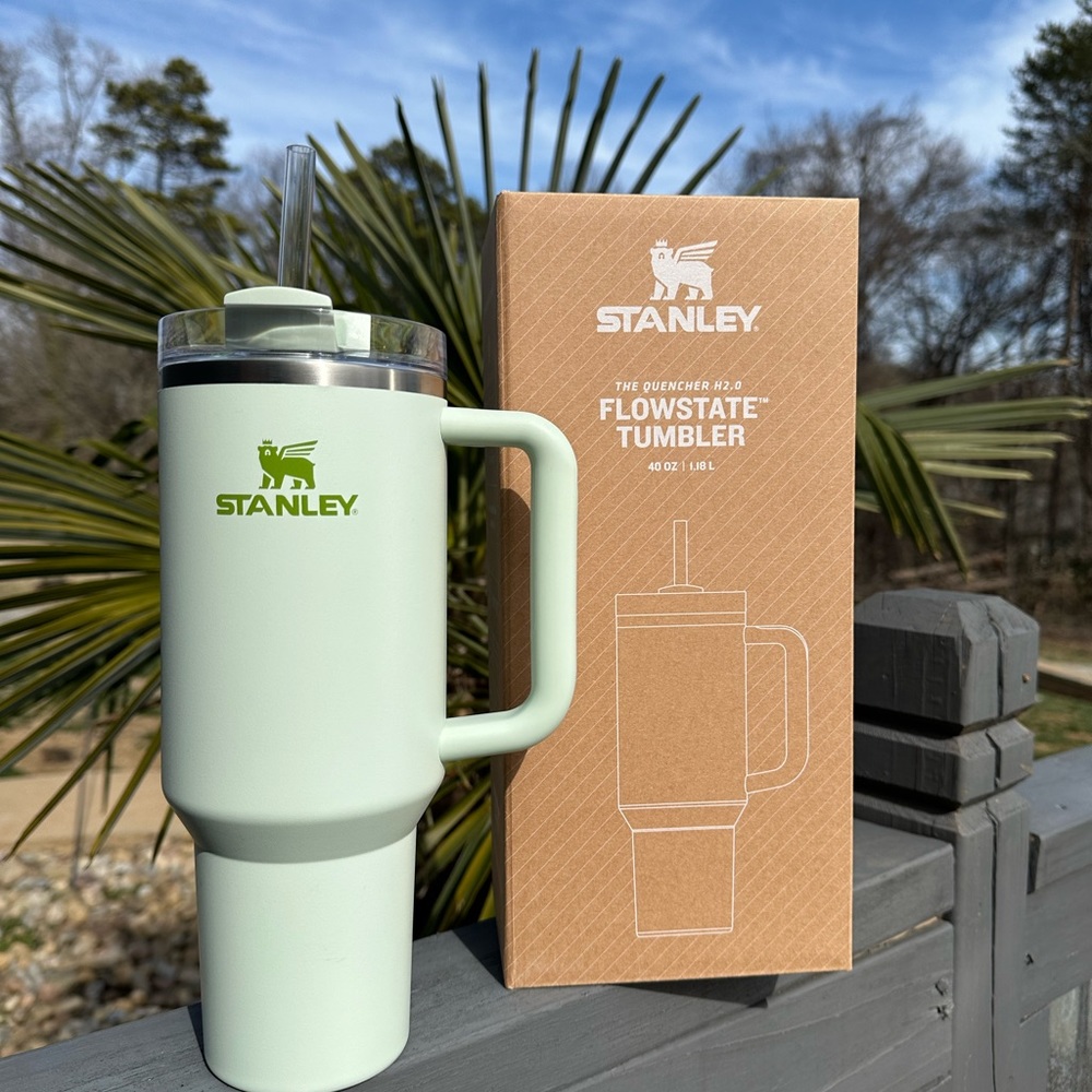Stanley Green Divine 40oz